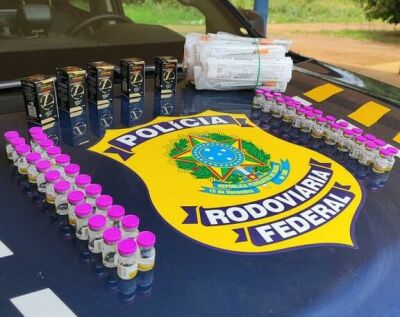 Imagem da notícia PRF apreende medicamentos transportados irregularmente na BR-262, em Água Clara